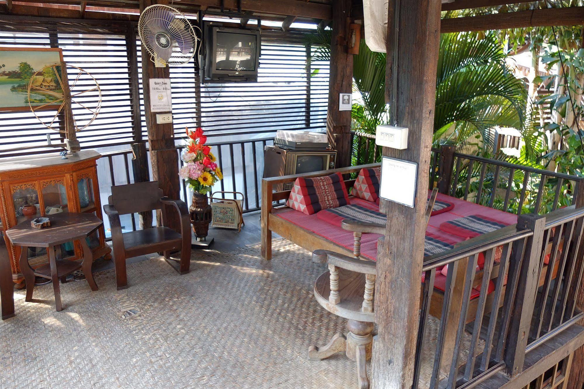 Saithong Guesthouse Chiang Mai Extérieur photo