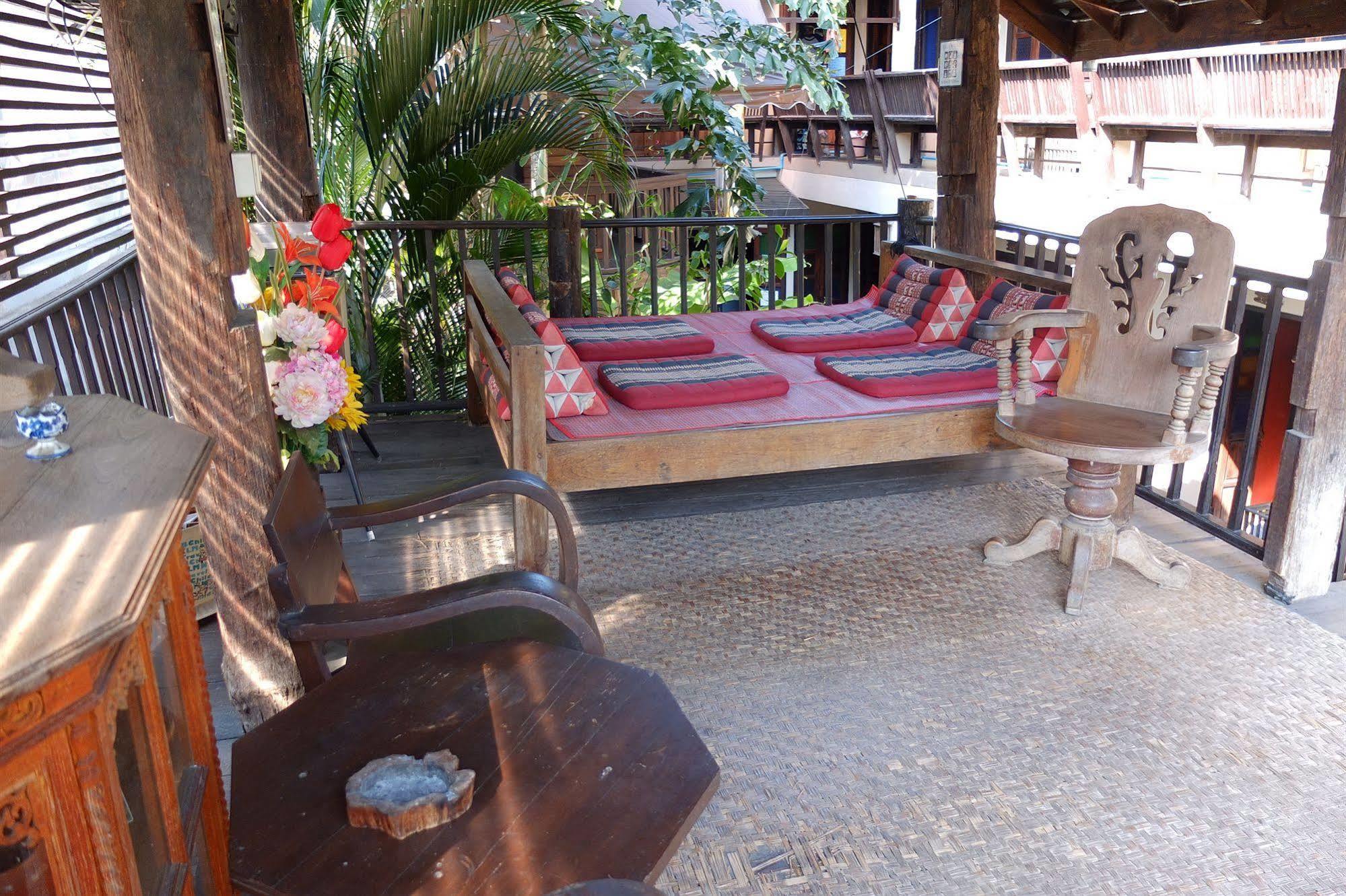 Saithong Guesthouse Chiang Mai Extérieur photo