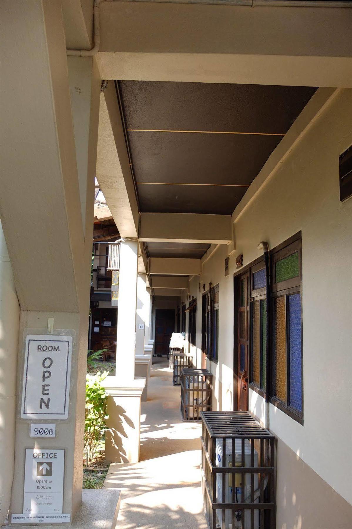 Saithong Guesthouse Chiang Mai Extérieur photo