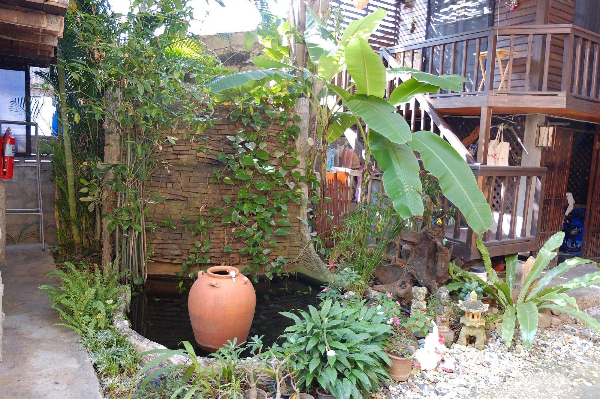 Saithong Guesthouse Chiang Mai Extérieur photo
